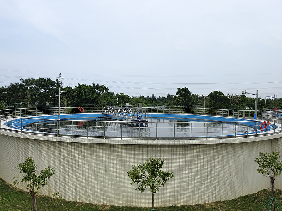 1668695236136195.jpg 中心傳動單管吸泥機.jpg